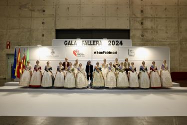 El món faller es dona cita a la Gala Fallera 2024