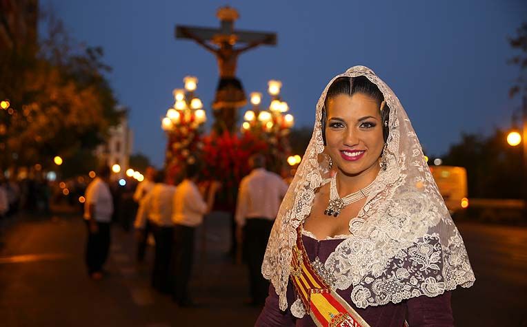 El barri de Sagunt ret homenatge al Crist de la Fe